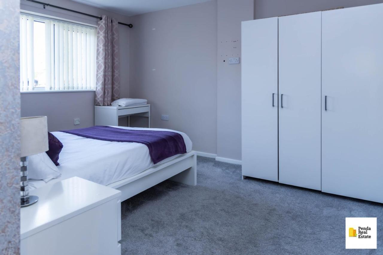 Penda Contractor And Leisure Guests * Nottingham