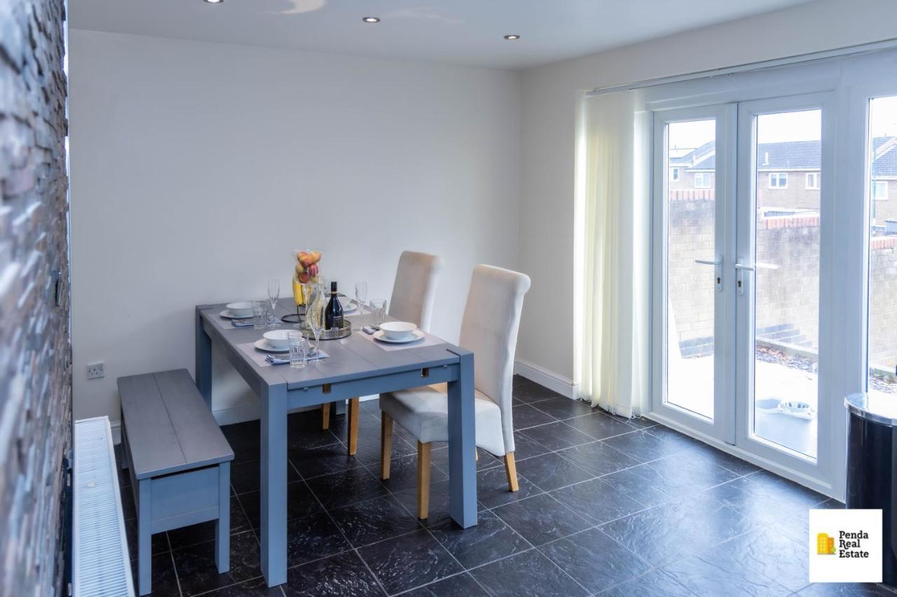 Penda Contractor And Leisure Guests Nottingham