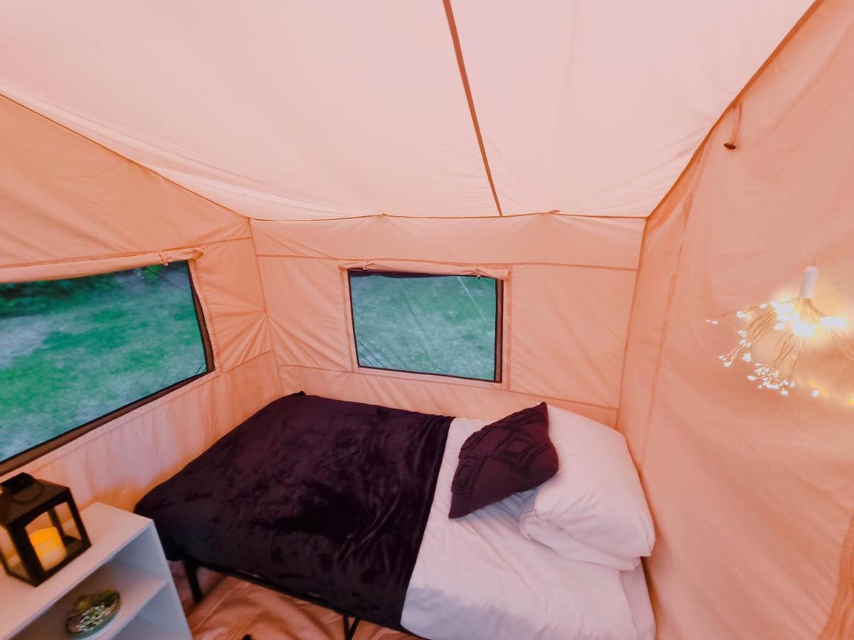 Luxury tent Bell Tent Village