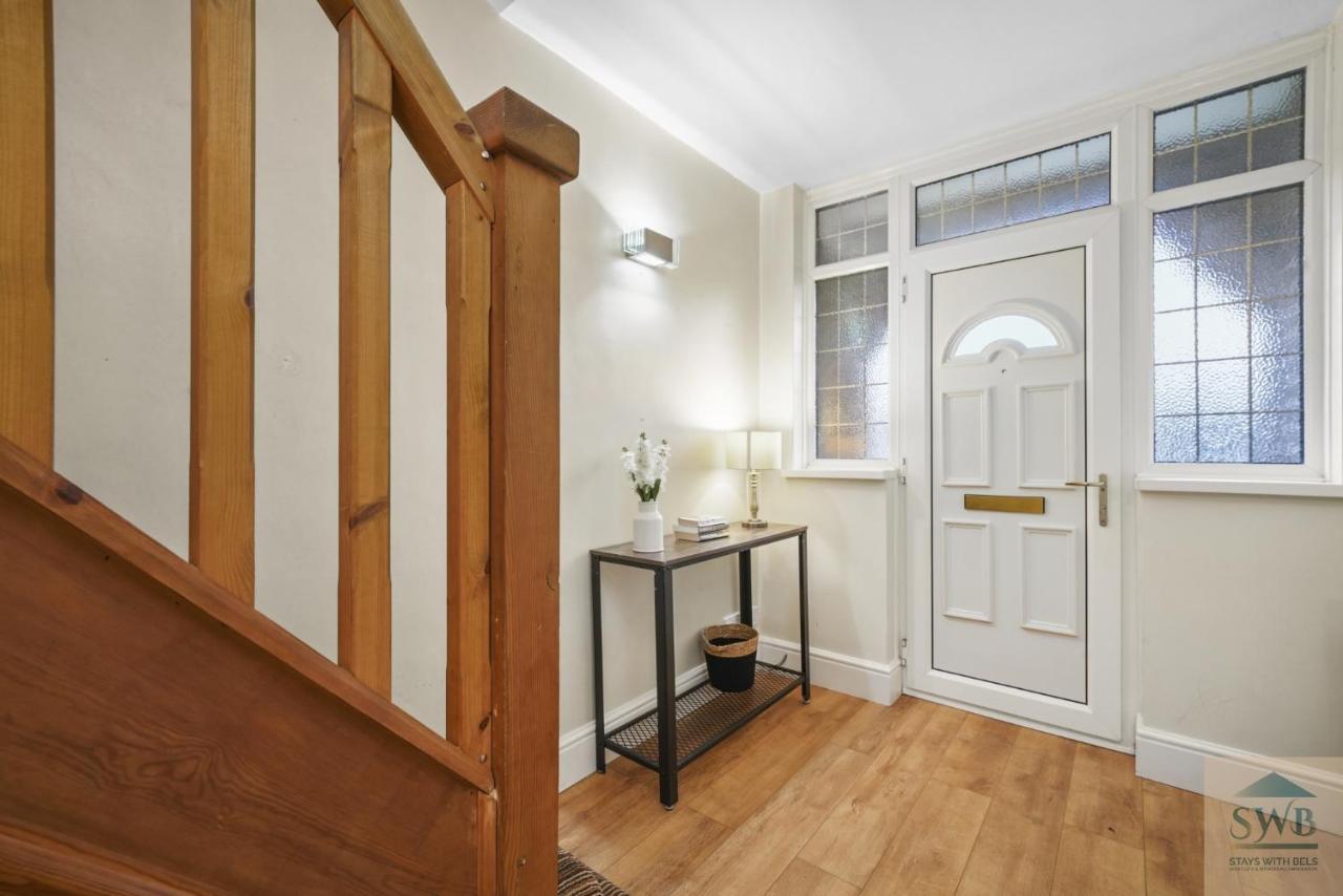 Apartment Stays With Bels Short Lets Serviced Contractors & Leisure Up To 7 Guests *