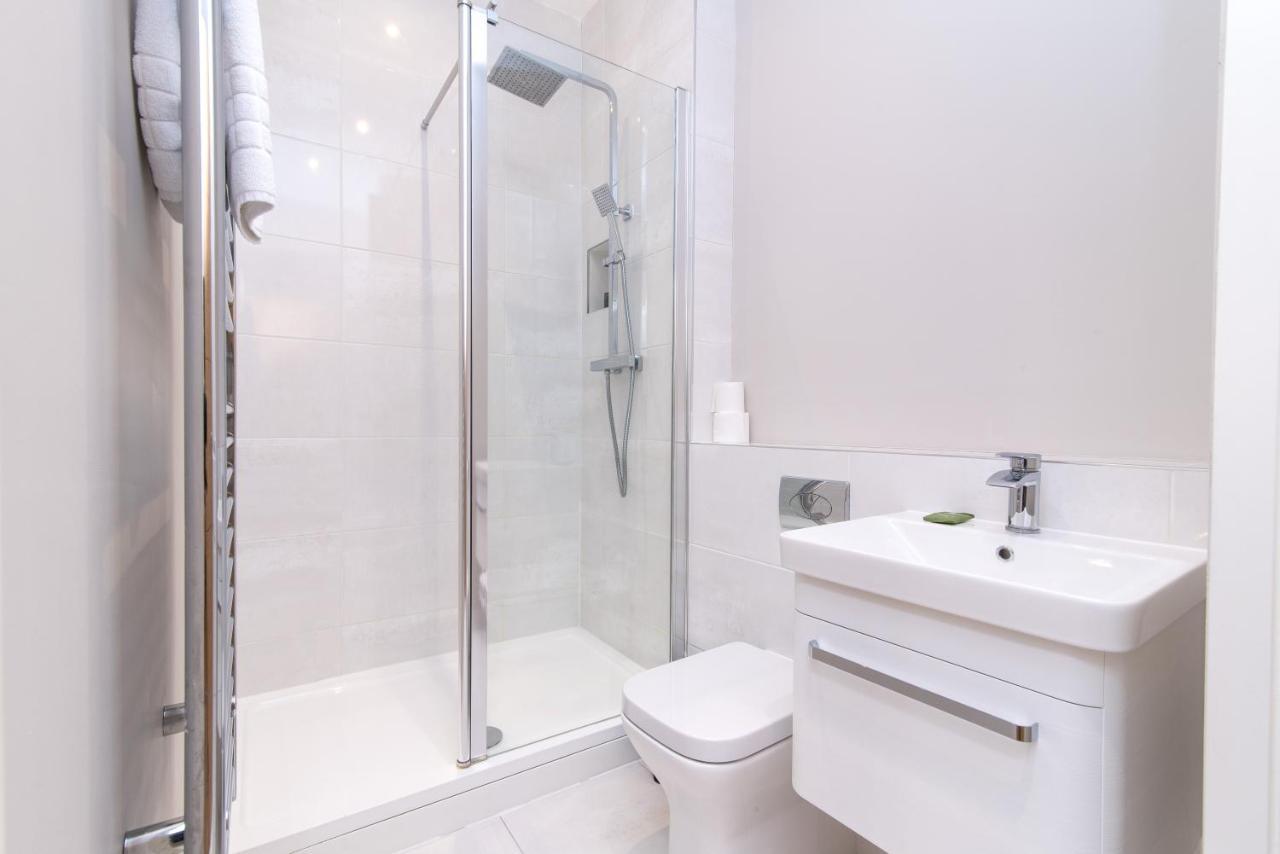 The Hollows - Sleek And Stylish 1bed Near * Nottingham