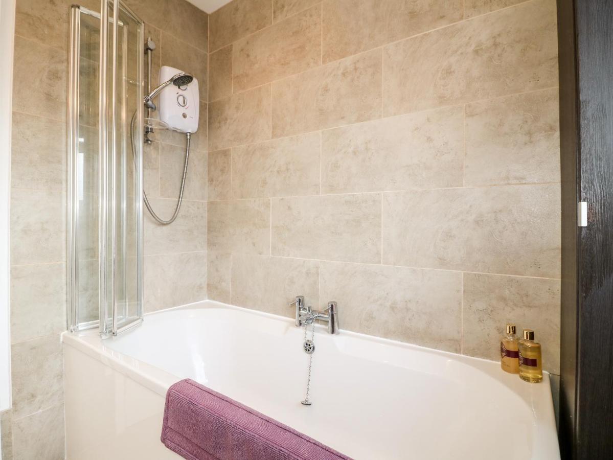 Holiday home Hollinwell View