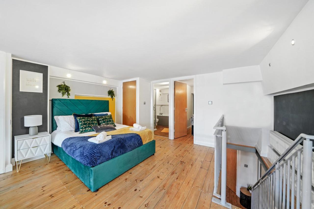 Stunning Duplex Of - Balcony * Nottingham