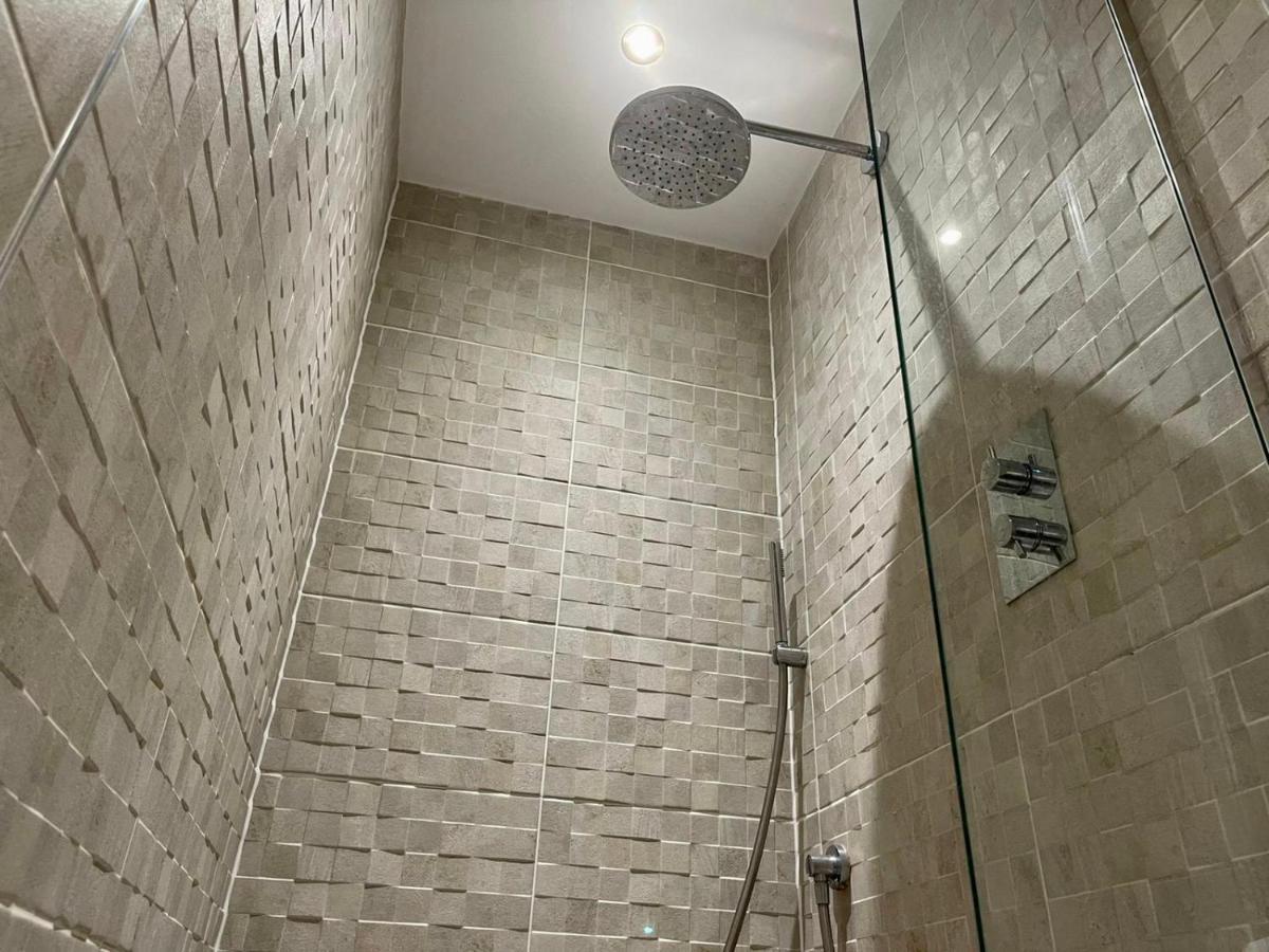 Modern & Unique 1 Bed Close To Uni & Centre - Free Parking Holiday home