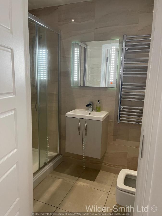 Gem - Luxurious 2-bed Apartment