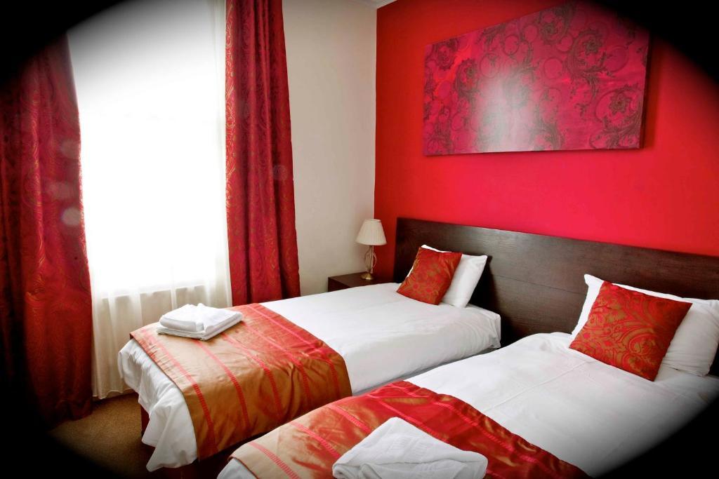 Park Hotel 3*