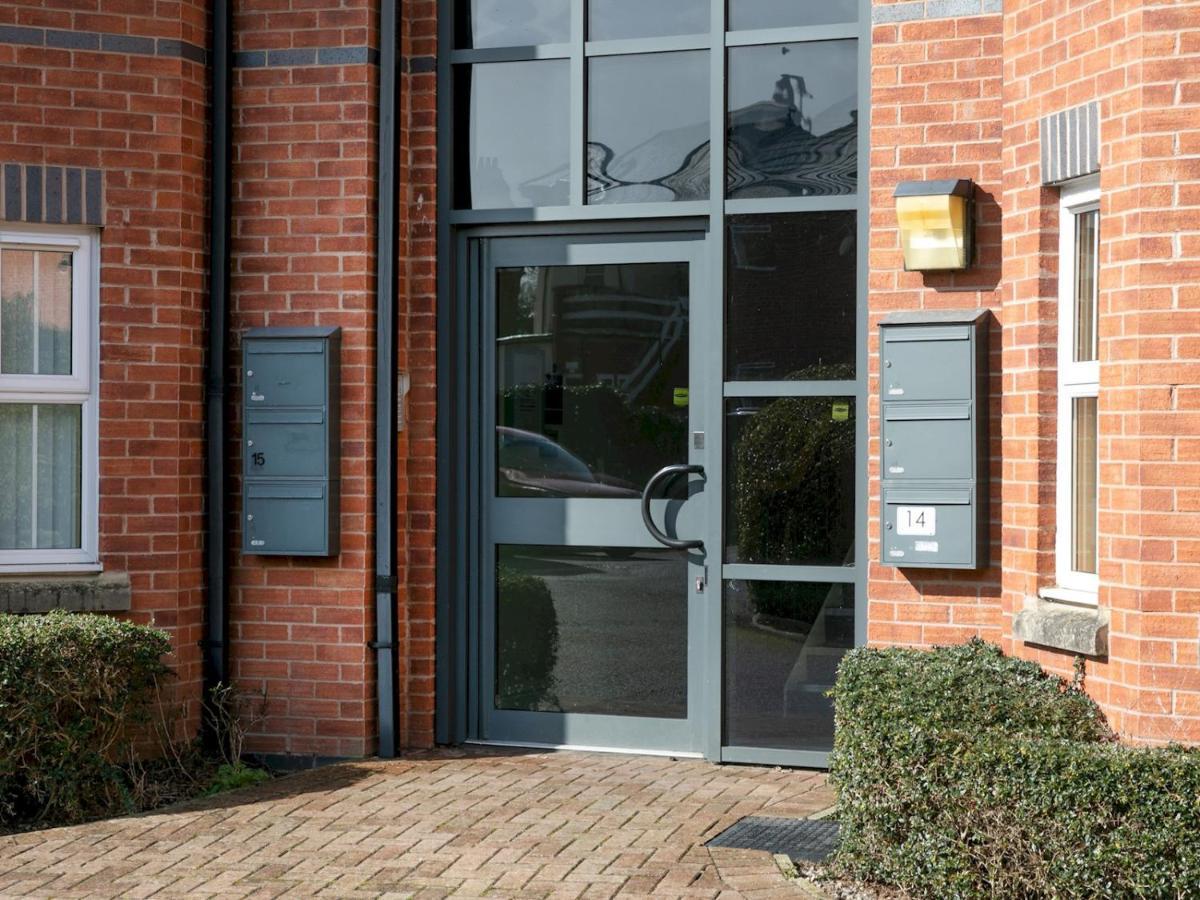 Pass The Keys Stylish 2 Bed In West Bridgford Nottingham