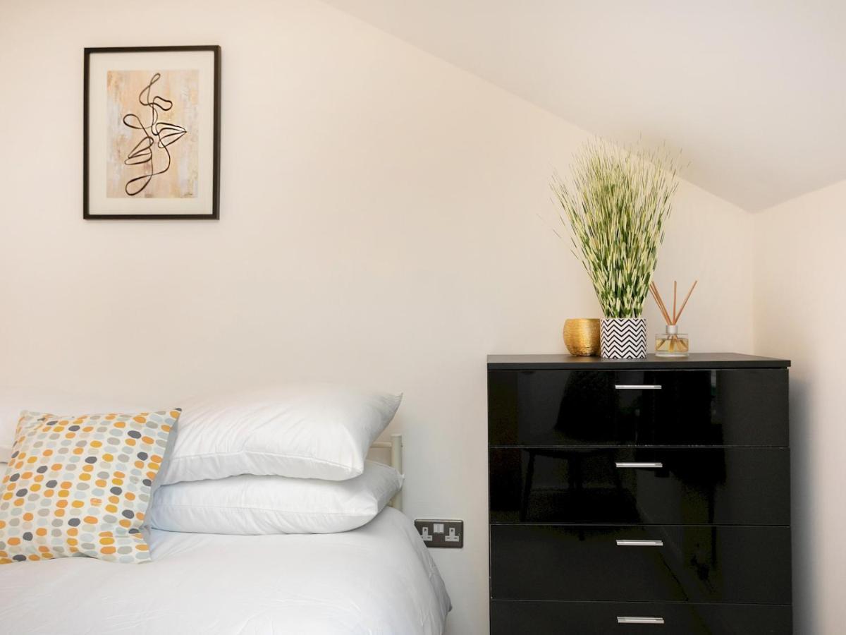 Pass The Keys Stylish 2 Bed In West Bridgford