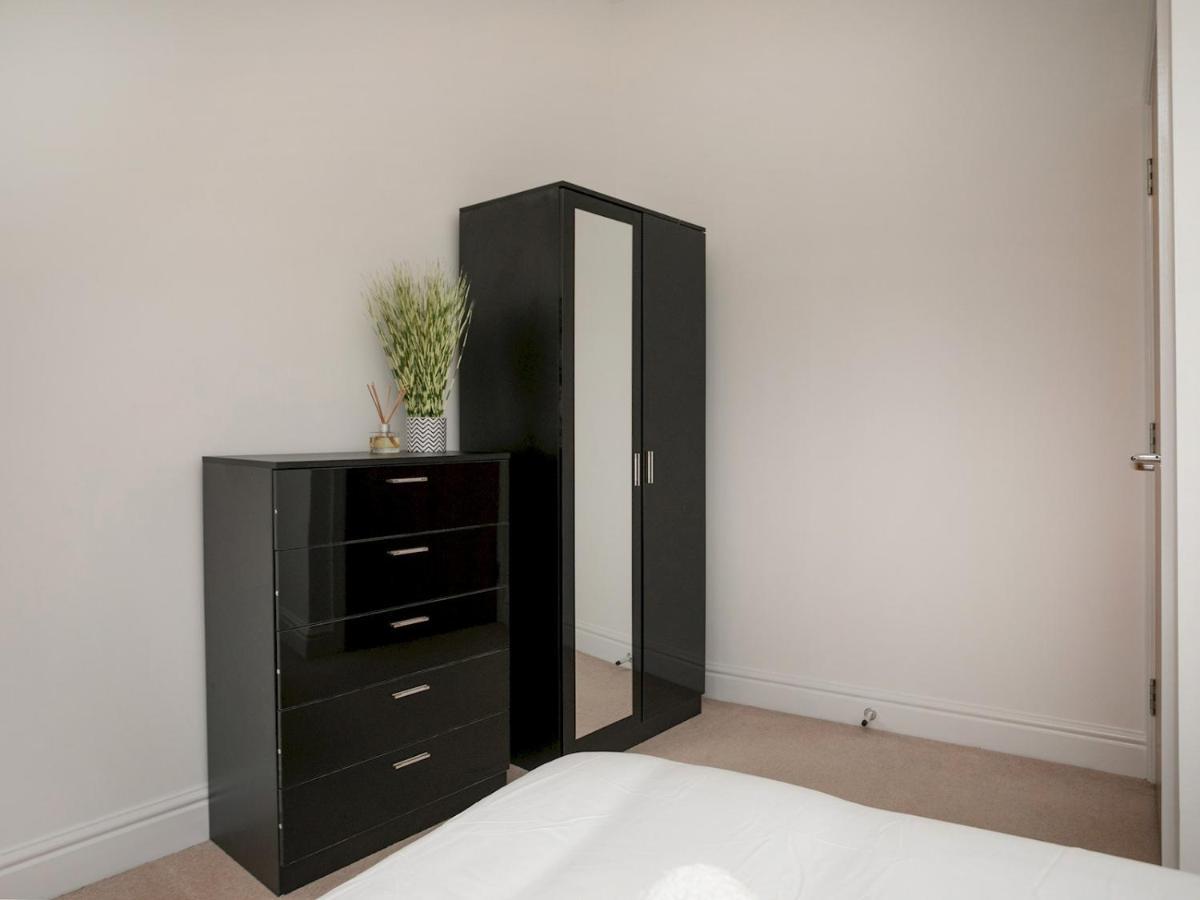 Pass The Keys Stylish 2 Bed In West Bridgford *