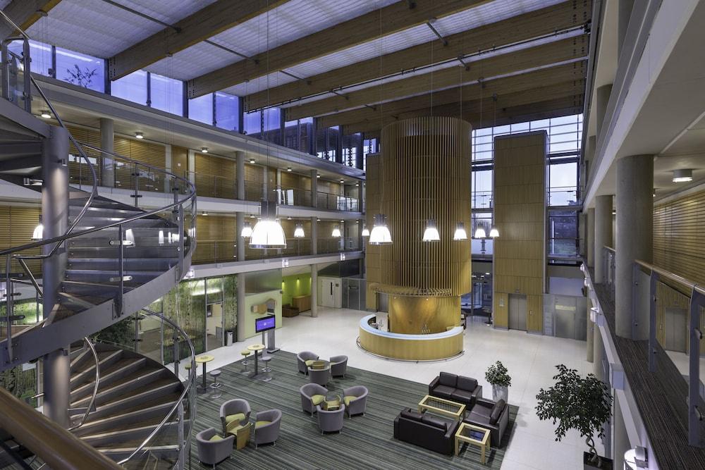 Jubilee Conference Centre 3*