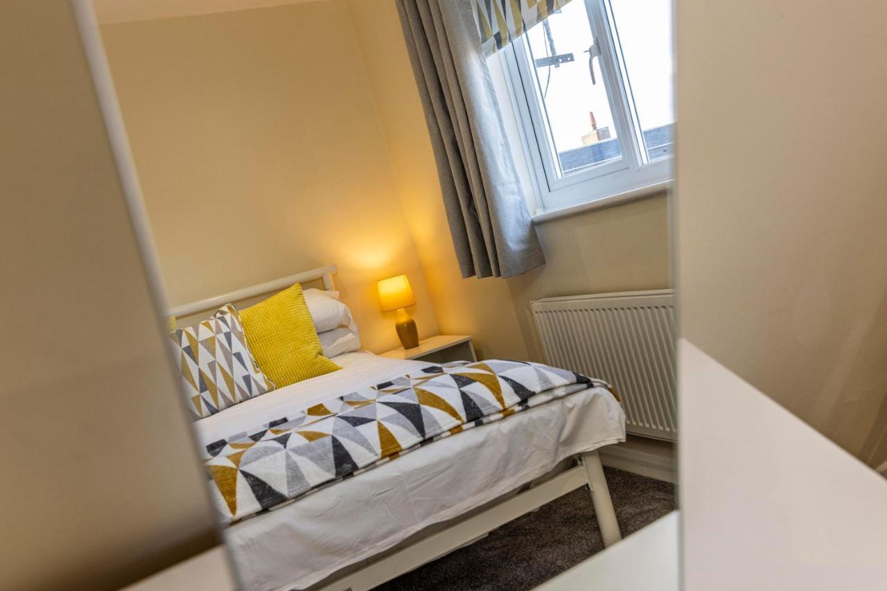 De Luxe Short Stays- Percy House