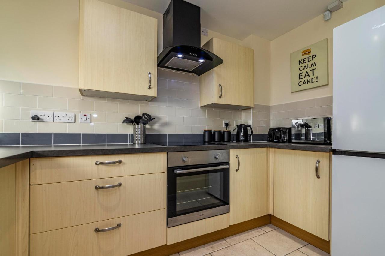 De Luxe Short Stays- Percy House Apartment *
