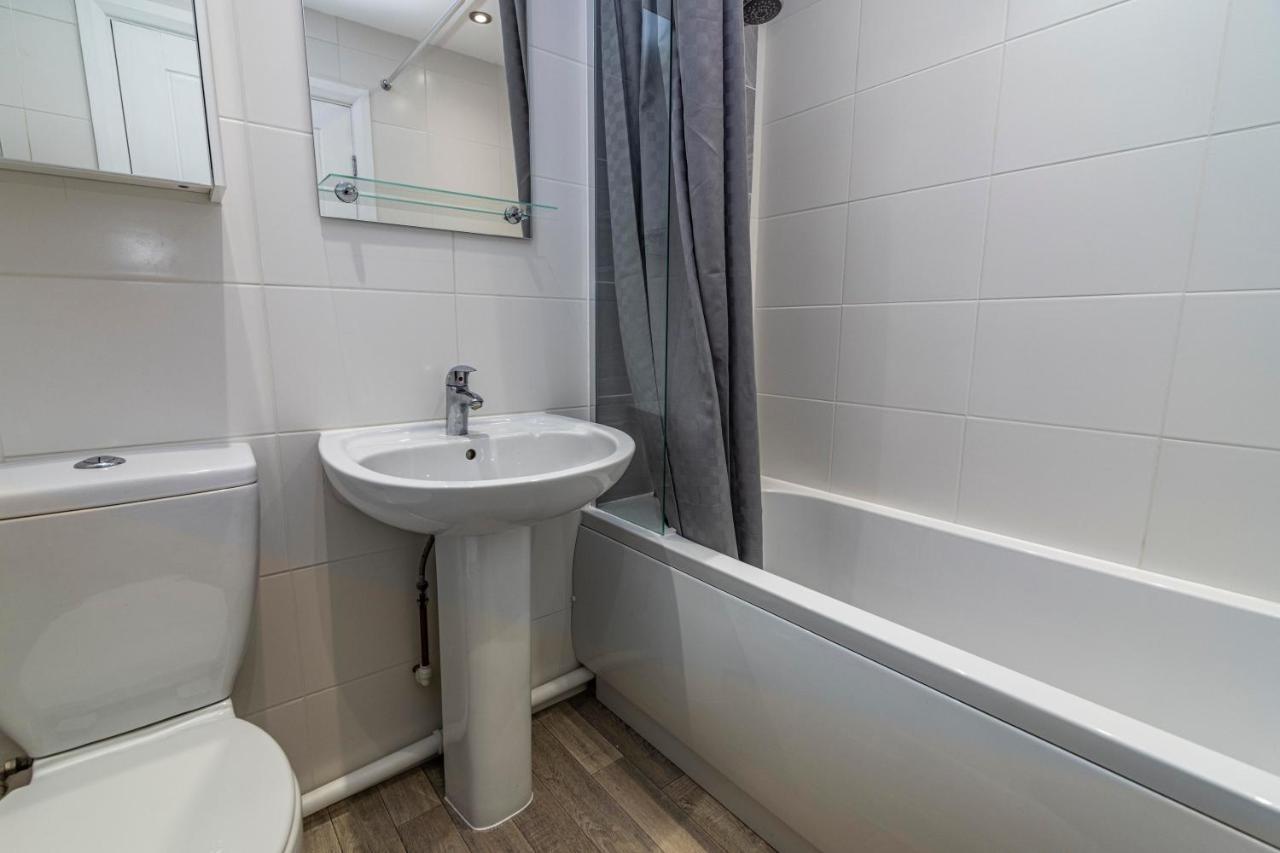 De Luxe Short Stays- Percy House Nottingham
