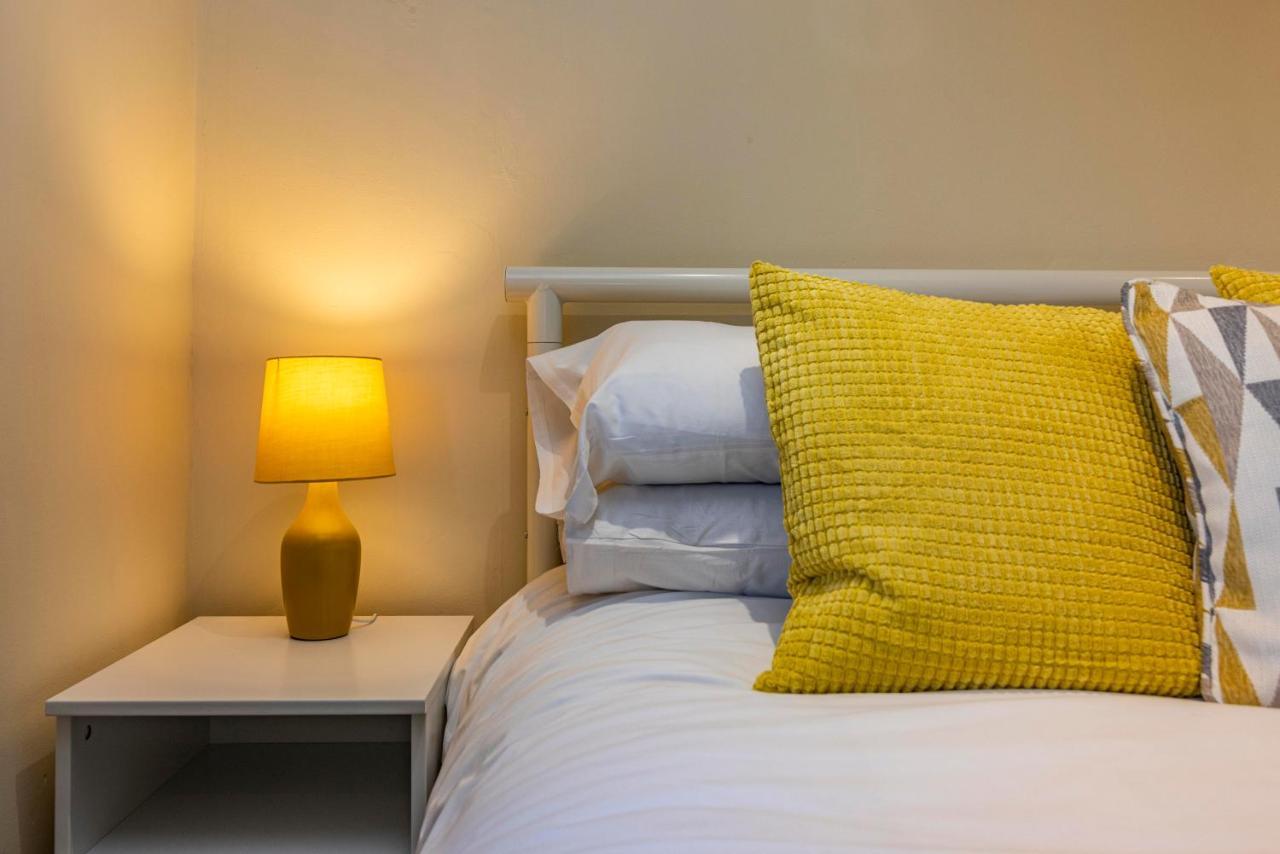 Apartment De Luxe Short Stays- Percy House *