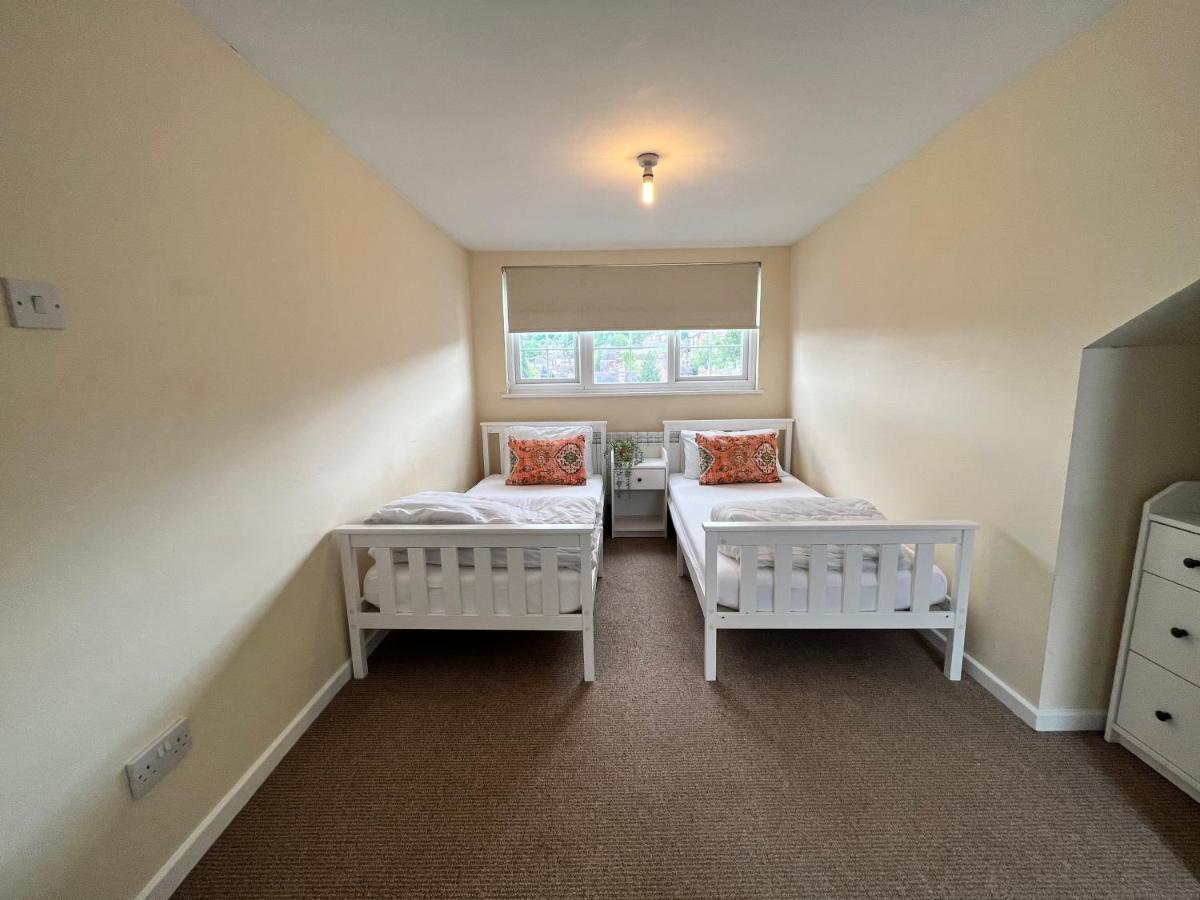 Lovely 2-bedroom In A Great Location Apartment *