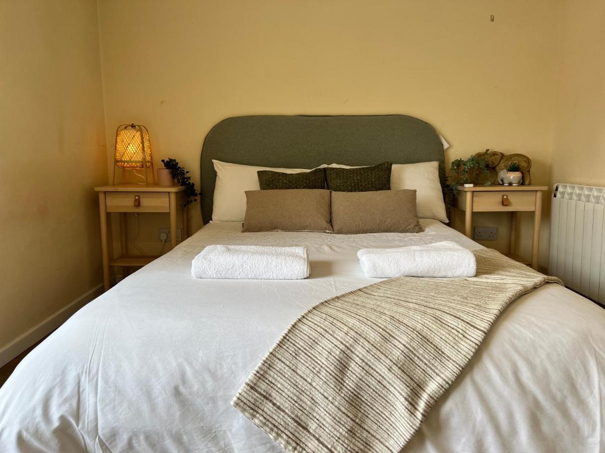 Lovely 2-bedroom In A Great Location *