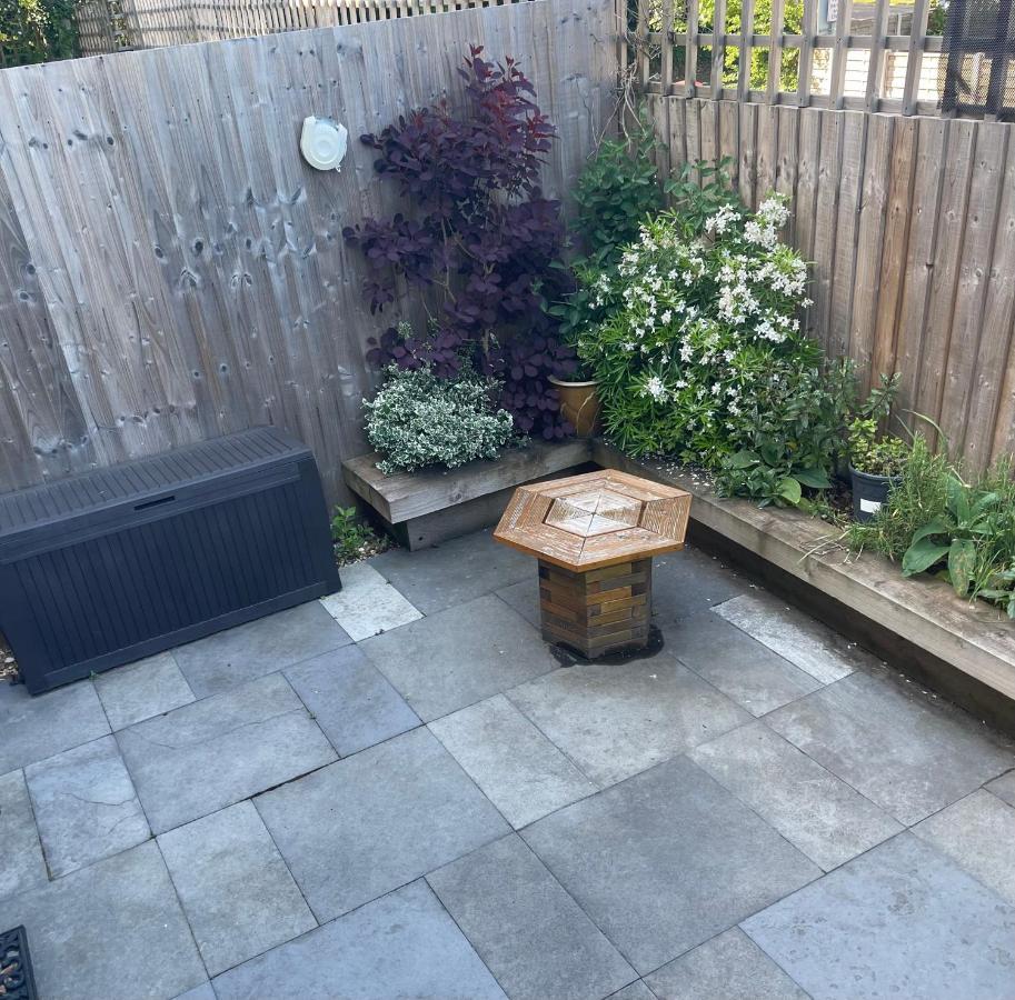 Modern & Unique 1 Bed Close To Uni & Centre - Free Parking *
