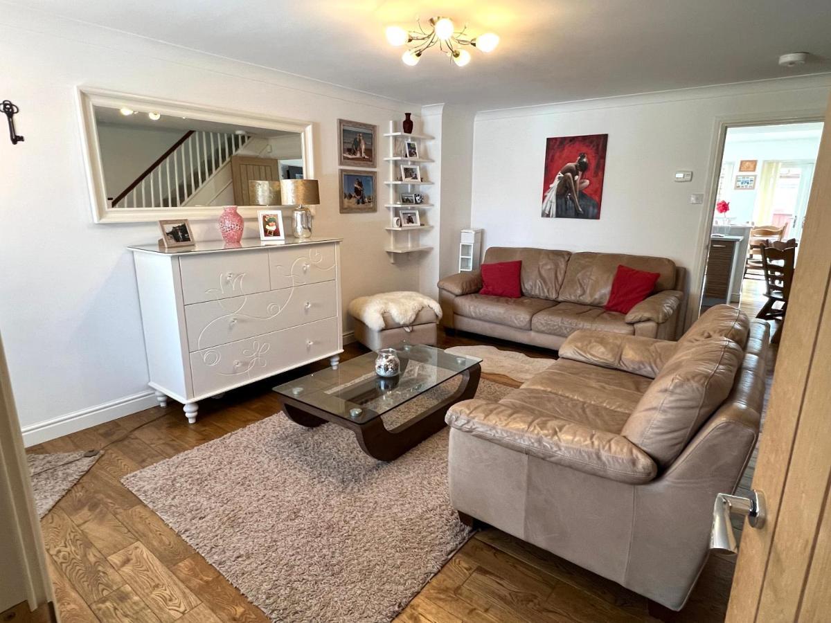 Holiday home Simply Stunning 2 Bedroom With Parking Space Nottingham