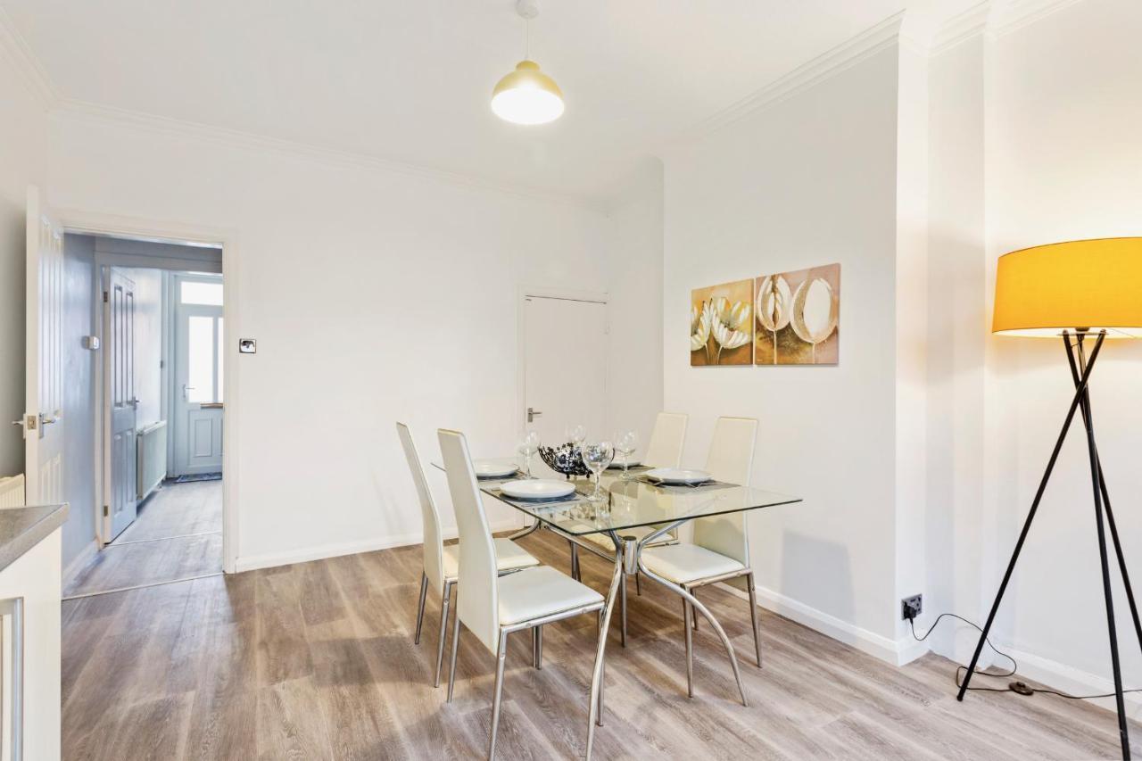 Villa Spacious & Entire