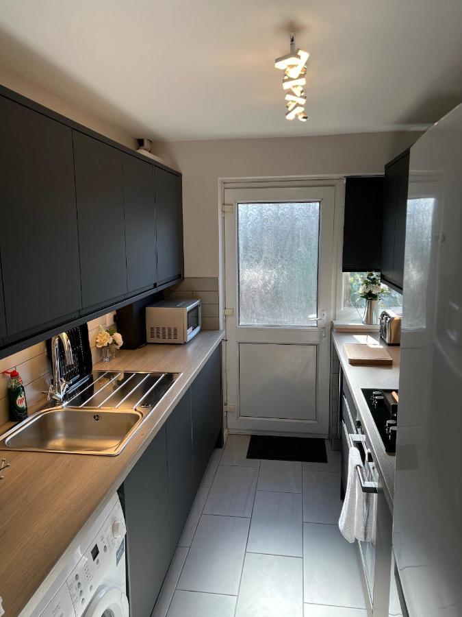 Casa de férias Location-comfortable Beds-free Parking-families Nottingham