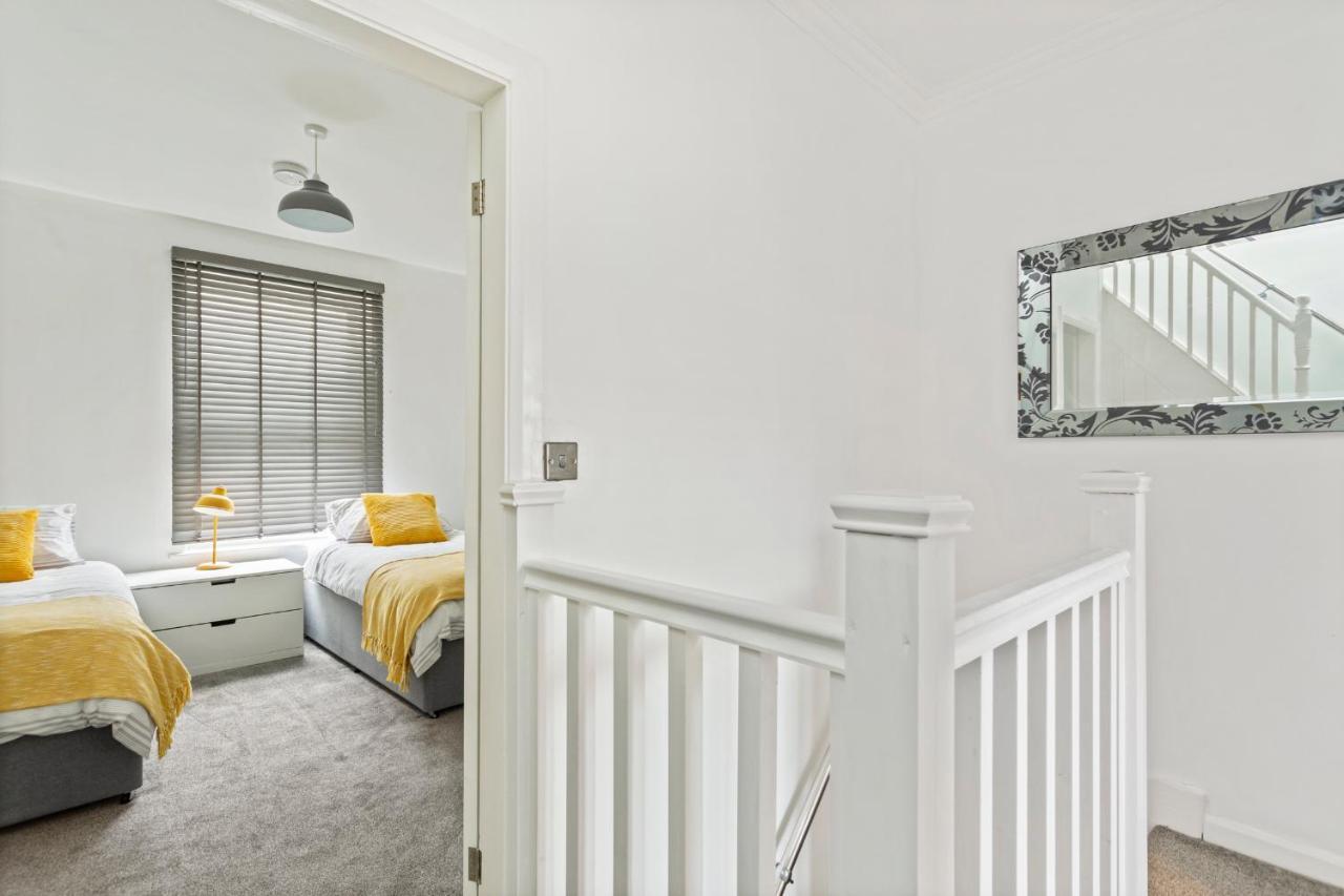Villa Spacious & Entire