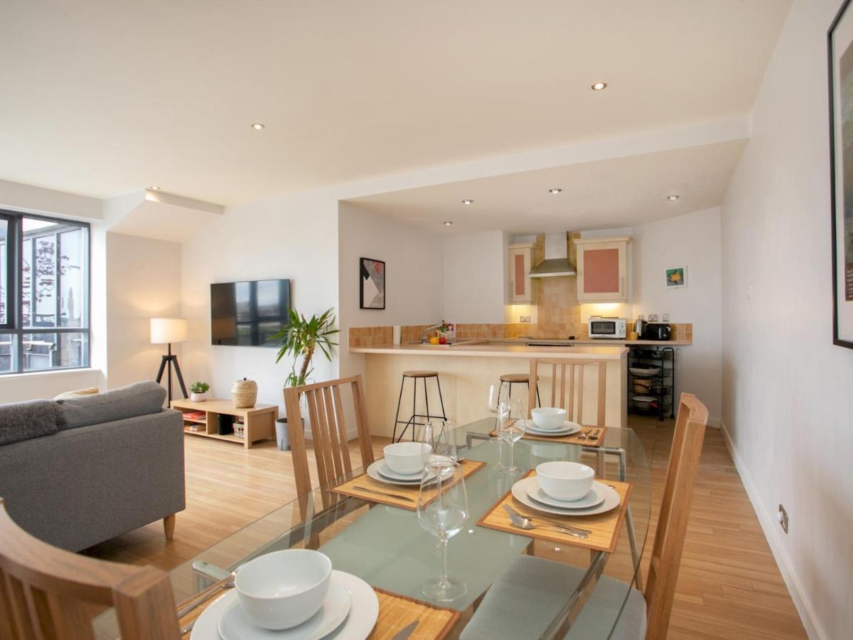 Pass The Keys Centre Penthouse Inc Free Parking Apartment Nottingham