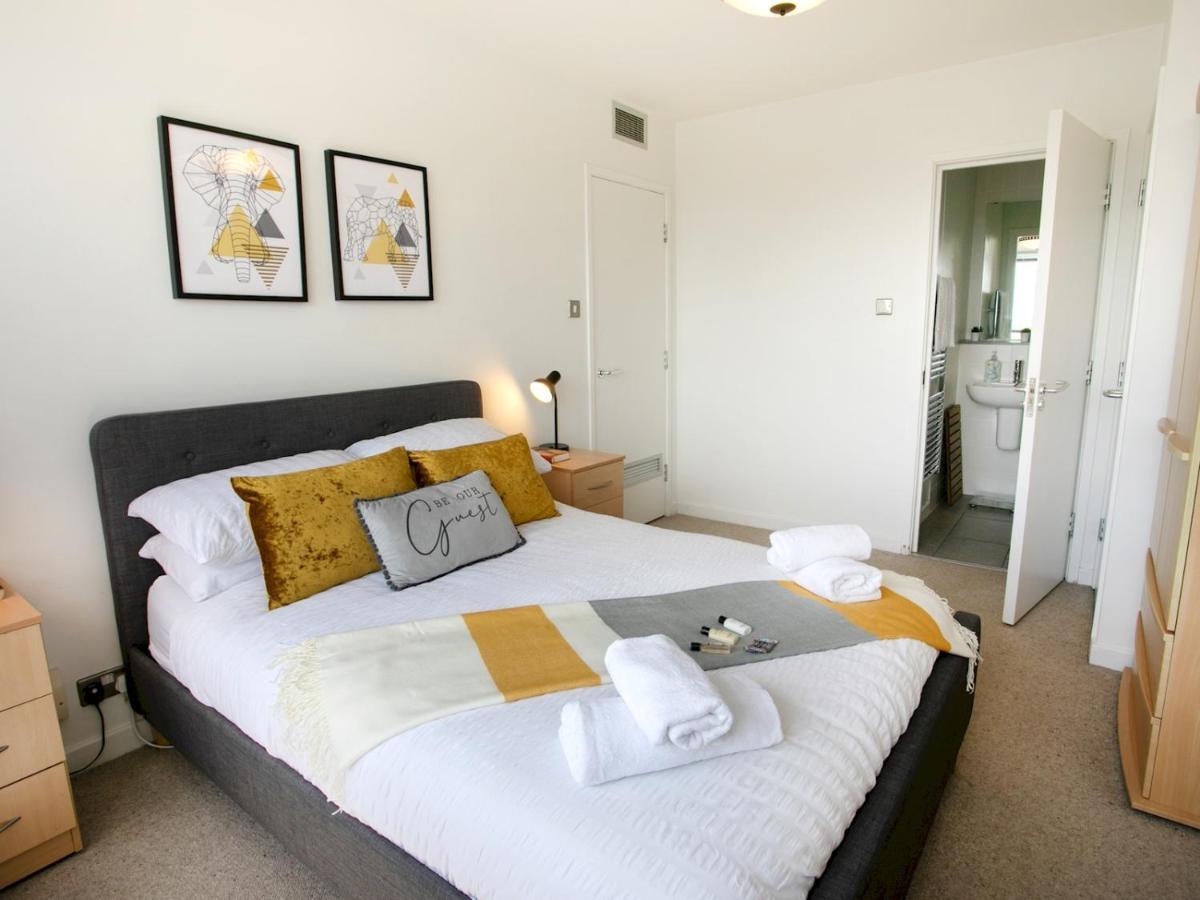 Pass The Keys Centre Penthouse Inc Free Parking Nottingham