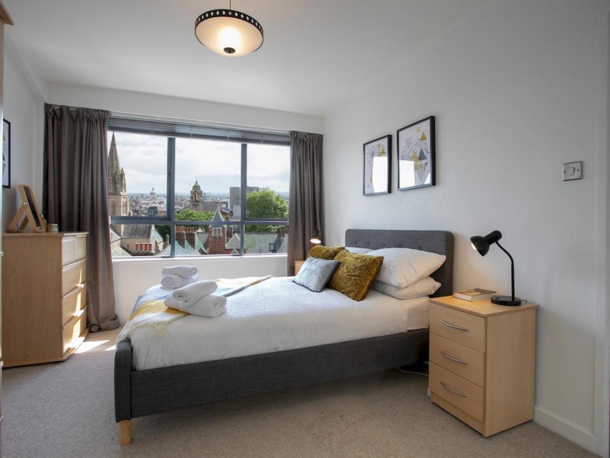 Pass The Keys Centre Penthouse Inc Free Parking Apartment Nottingham
