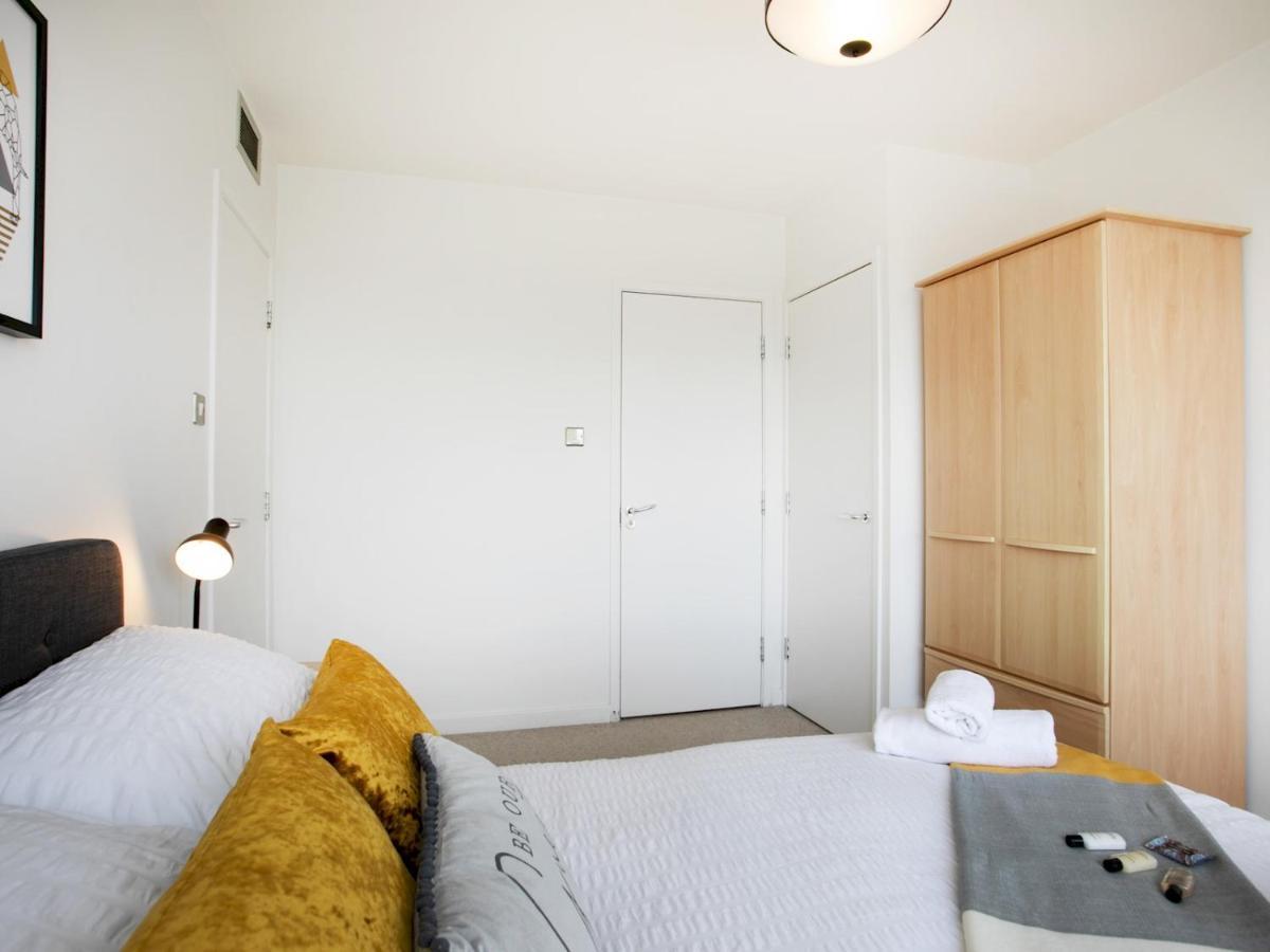 Pass The Keys Centre Penthouse Inc Free Parking Apartment