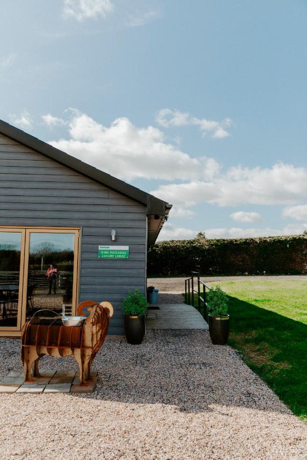 King Richard's Luxury Lodge: Sherwood Forest Retreat * Nottingham