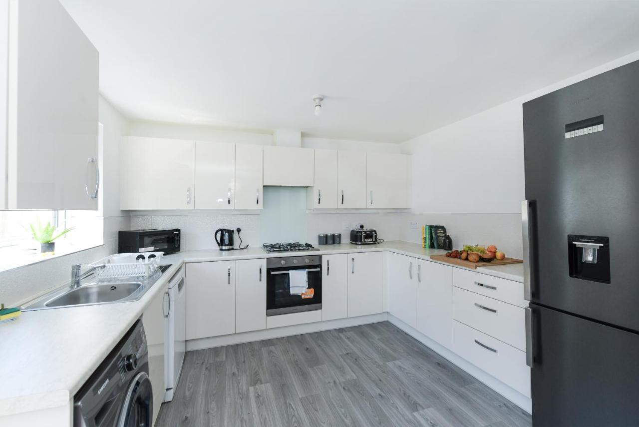 Arkwright House - Modern Townhouse Close To City Centre Holiday home *