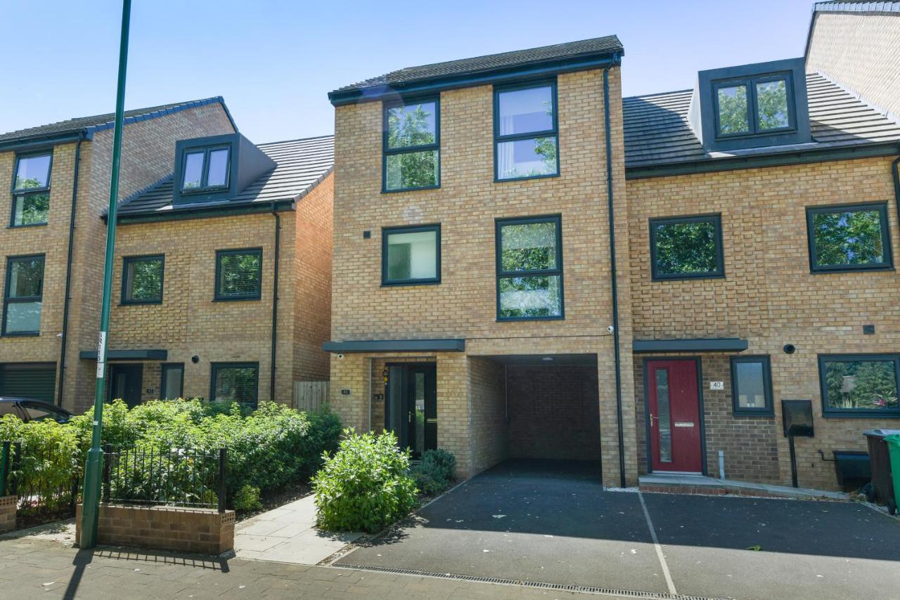 Holiday home Arkwright House - Modern Townhouse Close To City Centre *