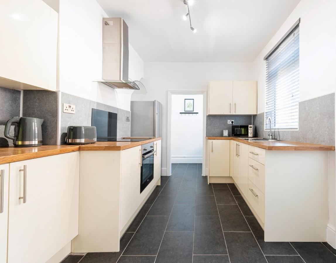 Holiday home Jasmine B - Ideal For Qmc & Uni - Free Parking *