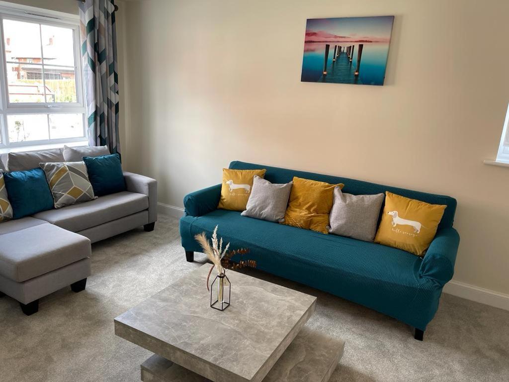 Stunning 3-bed Risa House In Beeston * Nottingham