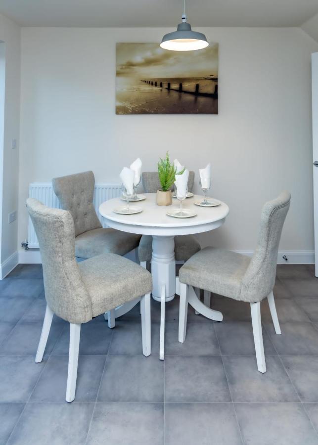 Holiday home Stunning 3-bed Risa House In Beeston Nottingham
