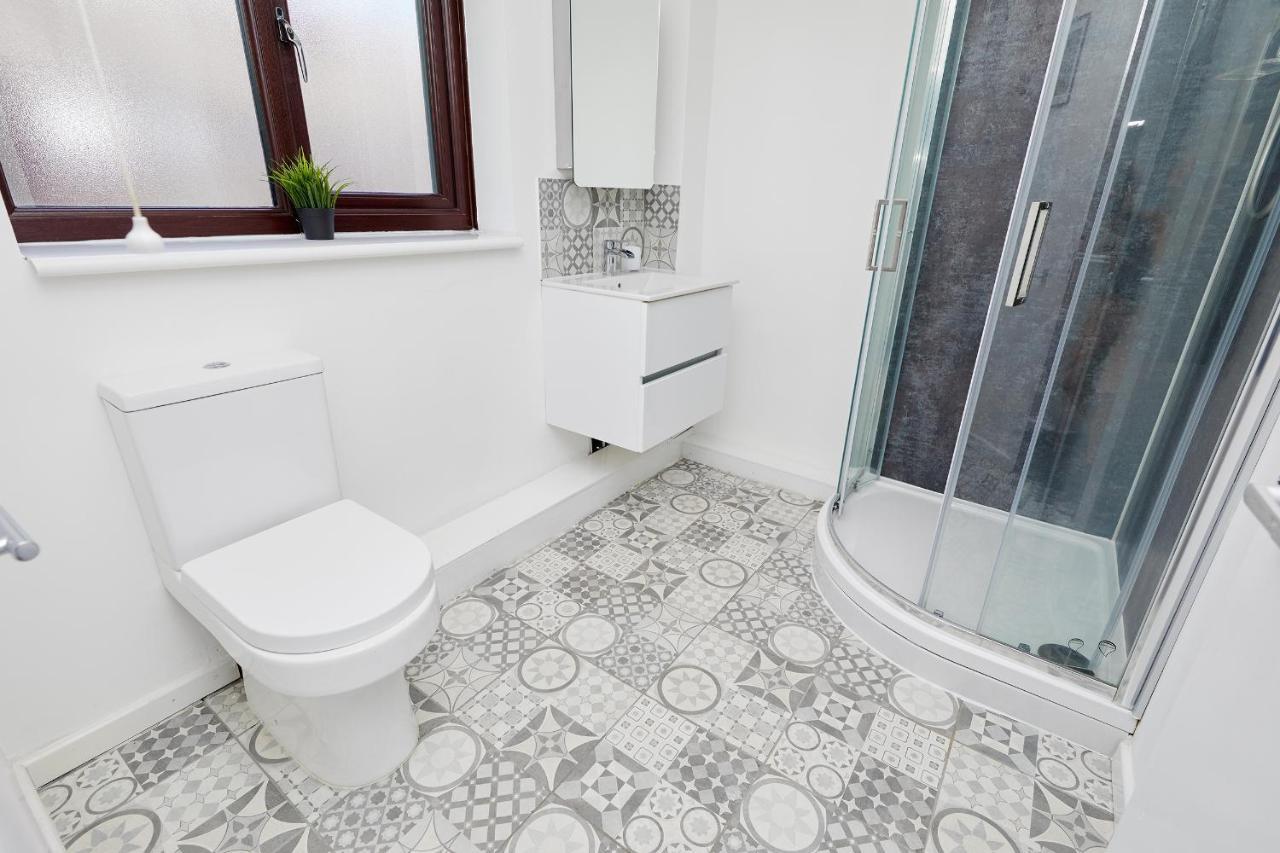 Modern 2 Bed House By Centre Apartment Nottingham