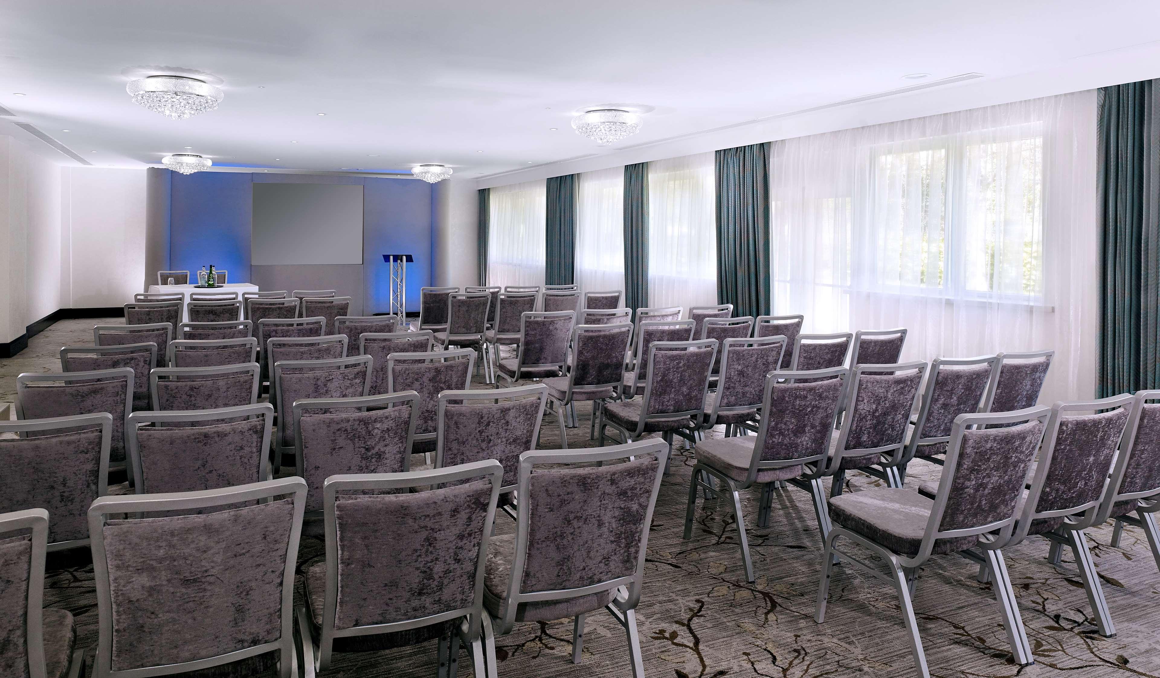 Doubletree By Hilton - Gateway 4*
