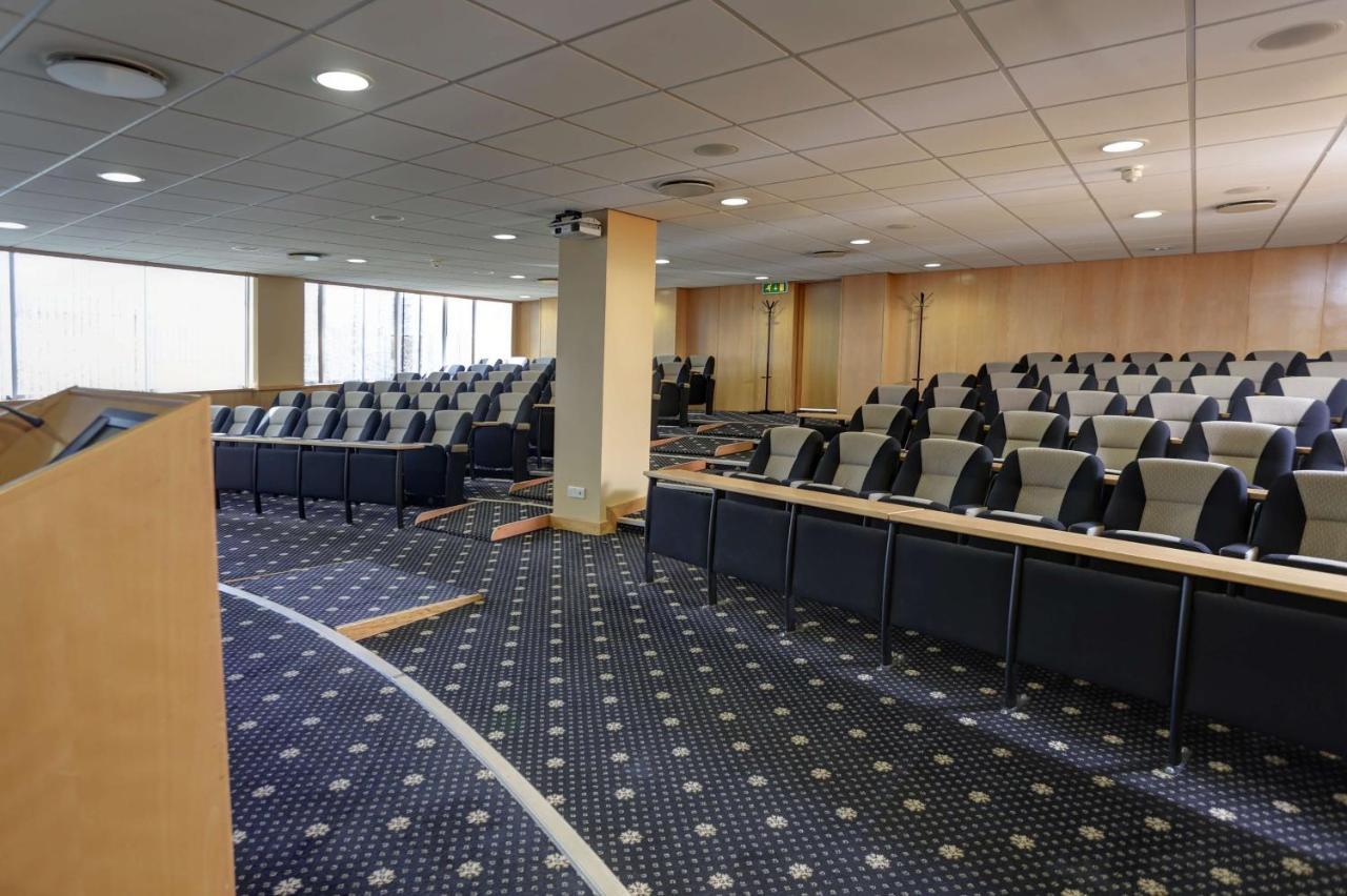 Western Centre Hotel 4*