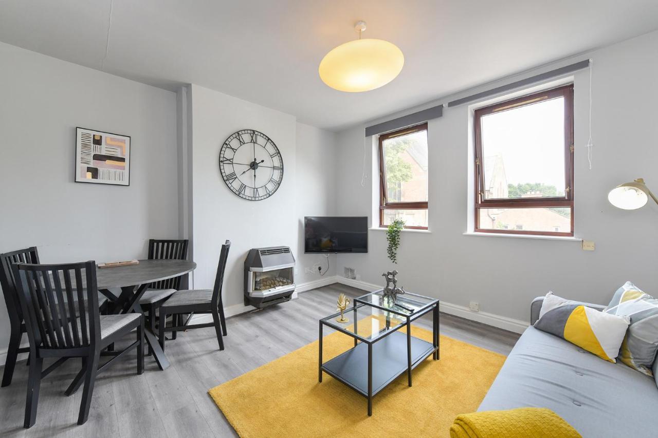 Lambley Court - Cozy Break In Mapperley *