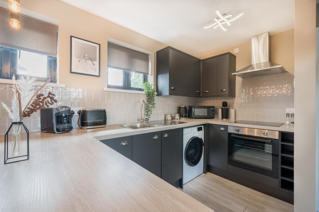 Waterlily - Beautiful 1-bed With Overlooking Balcony * Nottingham