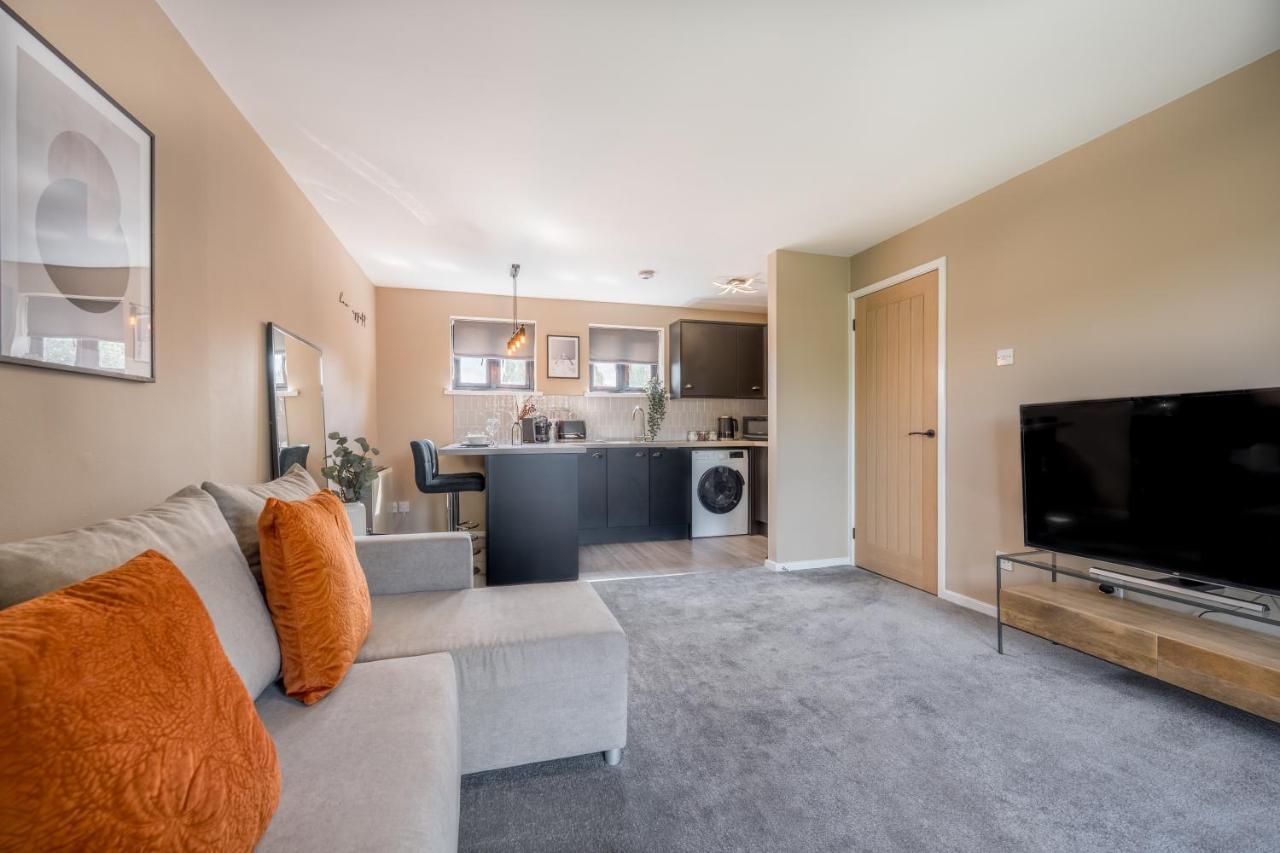 Apartamento Waterlily - Beautiful 1-bed With Overlooking Balcony *