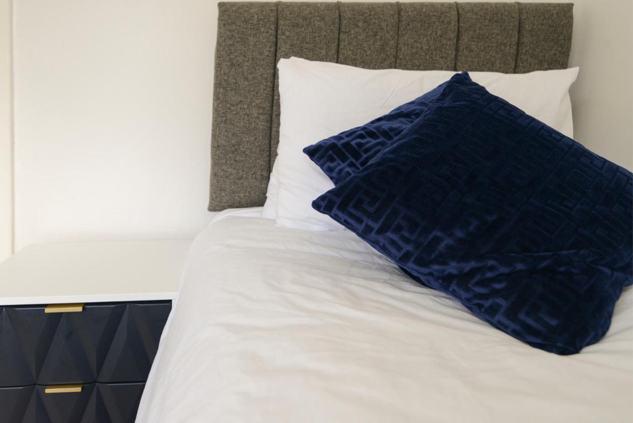 Alderton House - Spacious 3 Bed With Parking Nottingham