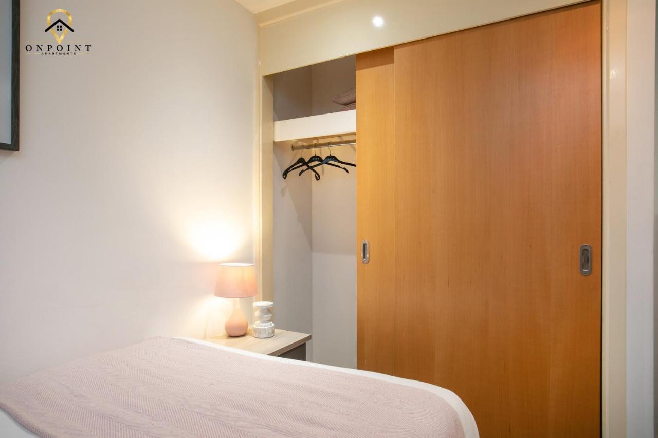 Apartment Spacious 2 Bed Apt W Parking, Close To Centre Nottingham