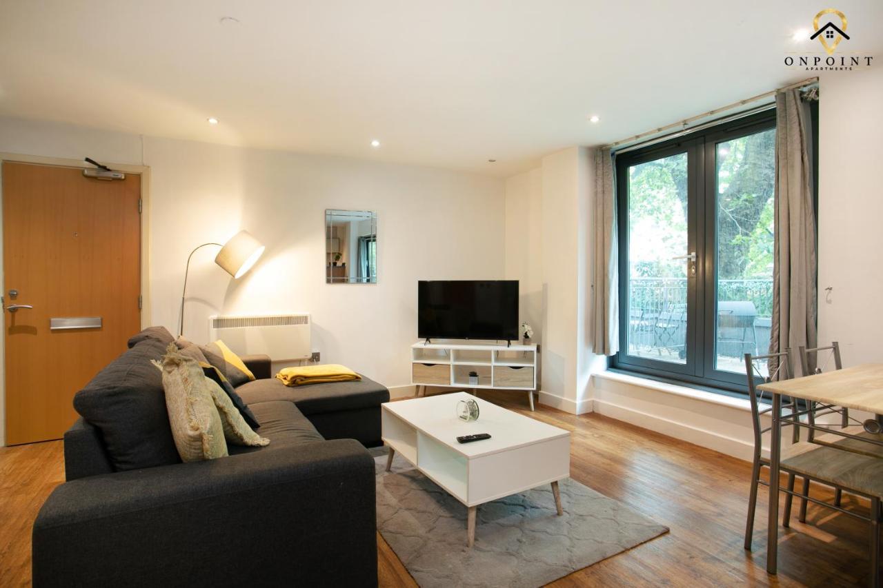 Spacious 2 Bed Apt W Parking, Close To Centre Apartment Nottingham