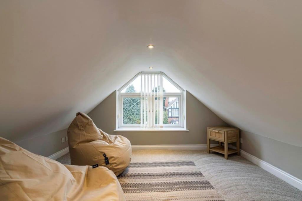 Cosy With Snug And Three Bedrooms Message Us For Long Prices Pousada *