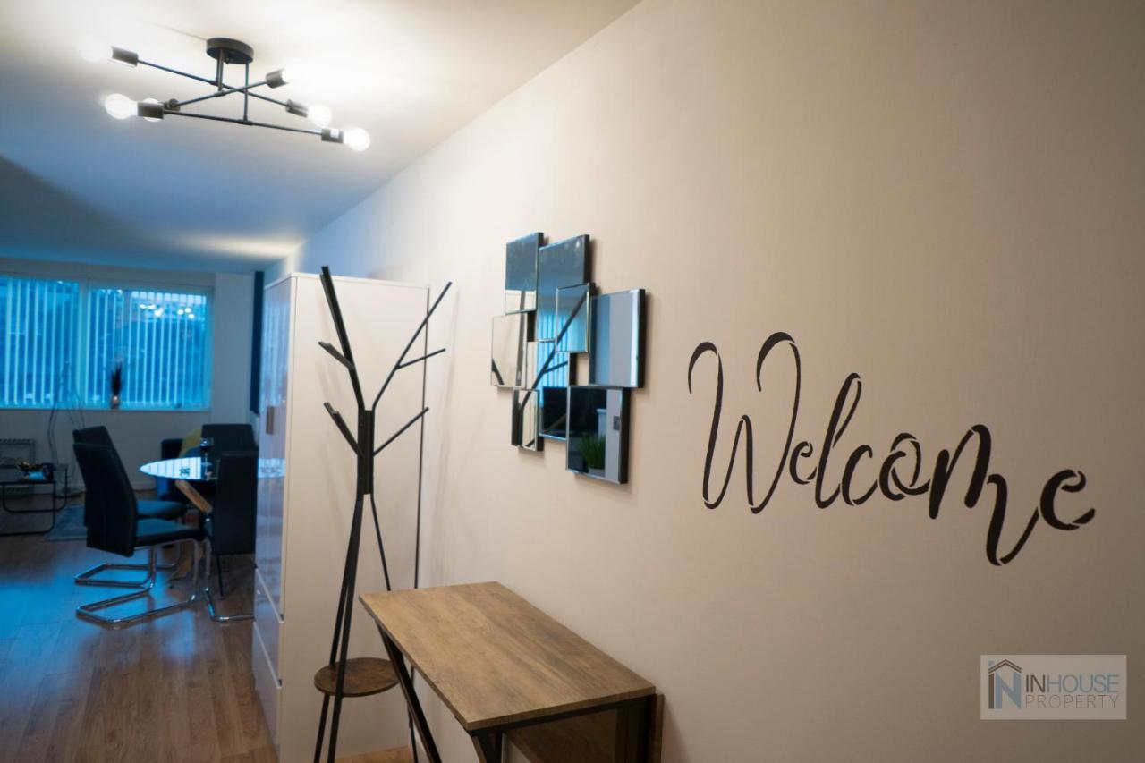 Modern Centre Wifi Netflix Apartment *
