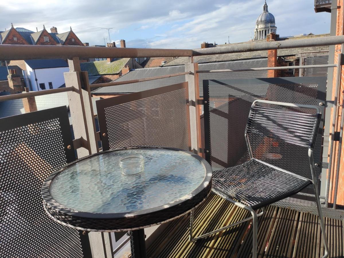 Centre 2 Bedrooms 2 Ensuite Flat Free Parking Apartment *