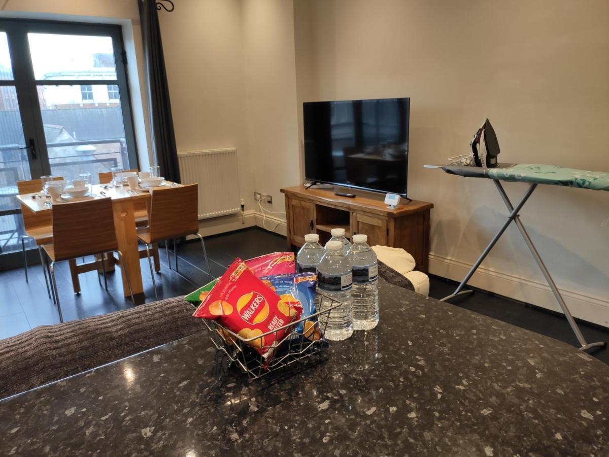 Centre 2 Bedrooms 2 Ensuite Flat Free Parking Apartment *