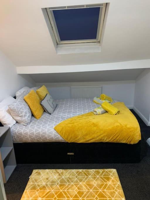 3, 63 Colwick Road Sneinton Ng2 4al *