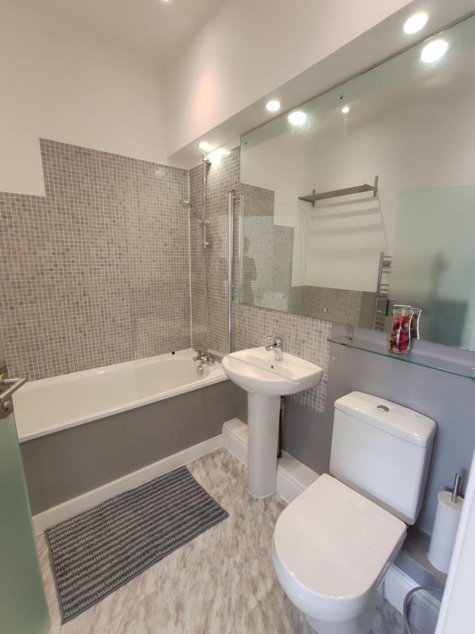 Centre 2 Bedrooms 2 Ensuite Flat Free Parking Apartment Nottingham